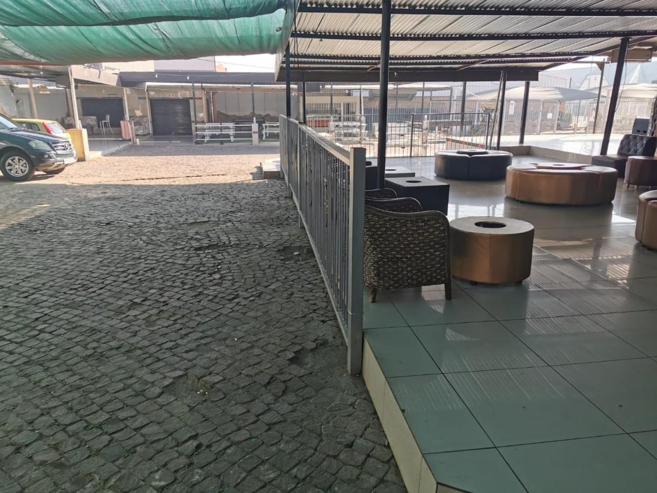 Ebony Guest House Pretoria-Noord Esterno foto